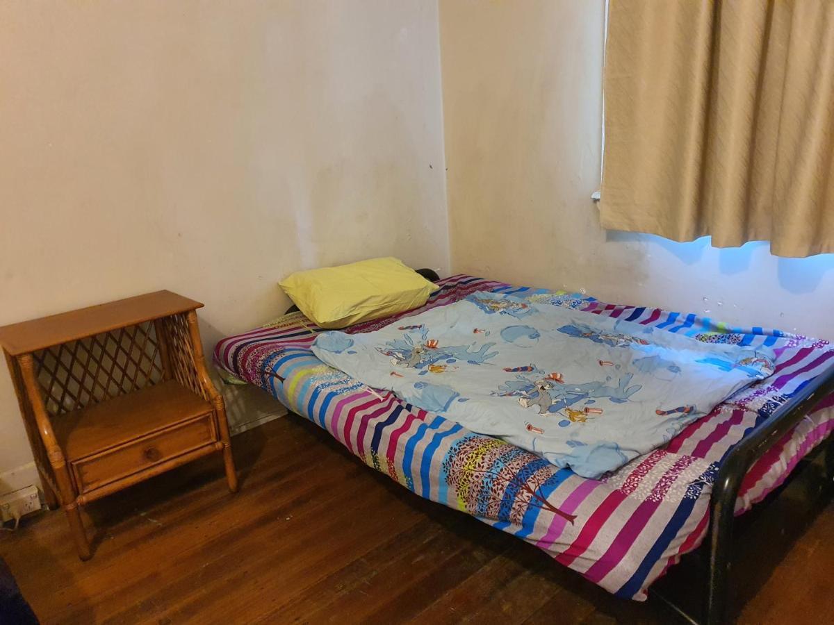 St Kilda East Backpackers' Hostel Melbourne Exterior photo